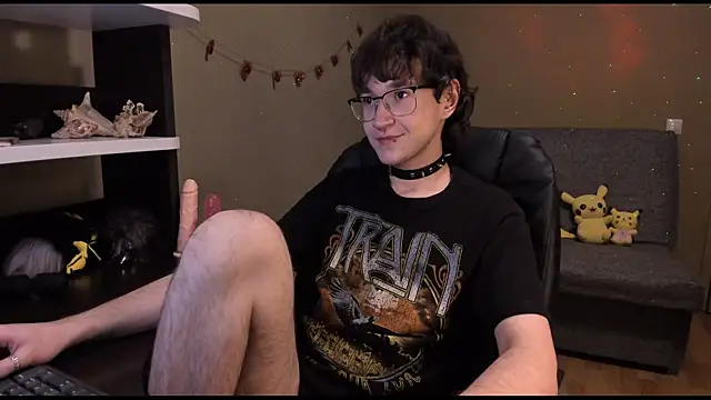 zackstivens online show from February 2025 10:00:01 PM