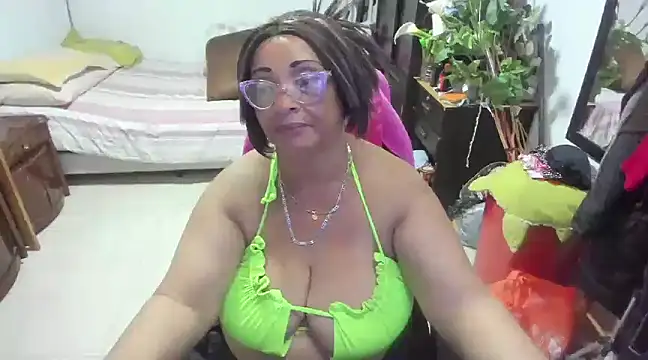 Mrs mommy  online show from January 2025 12:57:02 AM