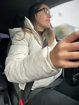 HotXMom online show from October 2025 05:49:02 AM