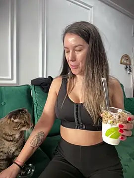 HotXMom online show from March 2026 07:25:02 AM