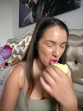 HotXMom online show from July 2026 06:20:02 AM