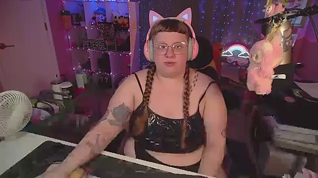 FatVeronica online show from March 2026 05:16:02 PM