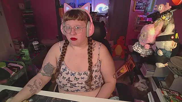 FatVeronica online show from April 2026 12:03:01 PM