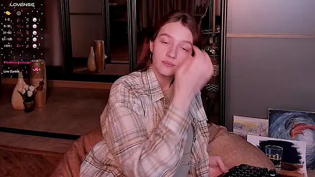 Ksuhesa online show from March 2025 01:32:02 PM