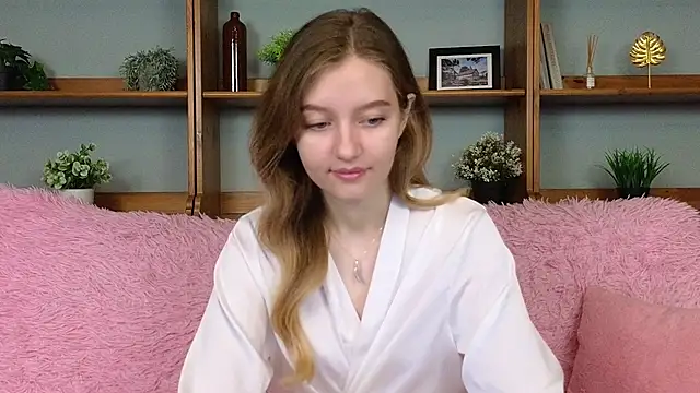 Ksuhesa online show from November 2025 01:33:02 AM