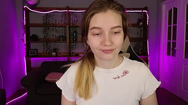 Ksuhesa online show from February 2026 01:02:02 AM