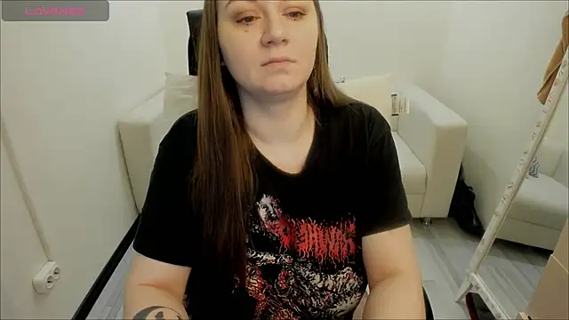 Snapshot of AlisaBacker chatting on January 2025 09:30:01 PM AlisaBacker online show from January 2025 09:30:01 PM