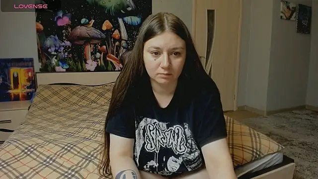 Snapshot of AlisaBacker chatting on September 2025 05:37:01 PM AlisaBacker online show from September 2025 05:37:01 PM