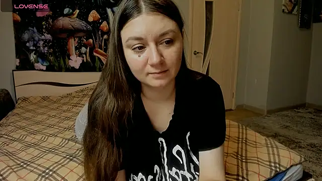 Snapshot of AlisaBacker chatting on November 2025 01:03:01 PM AlisaBacker online show from November 2025 01:03:01 PM