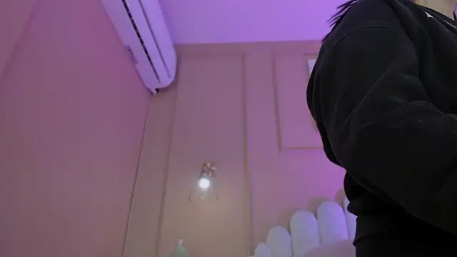 Snapshot of lia_ass_ chatting on November 2025 11:02:01 AM lia ass online show from November 2025 11:02:01 AM