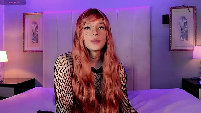 Ezraa1 online show from November 2025 11:48:01 PM