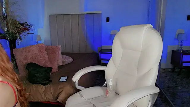 Ezraa1 online show from November 2025 08:02:02 PM