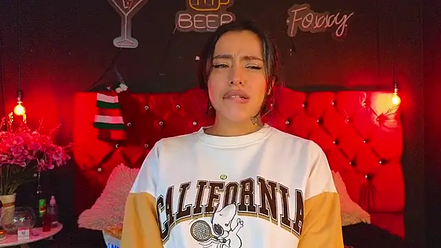 foxxy nasty online show from December 2024 08:00:01 PM