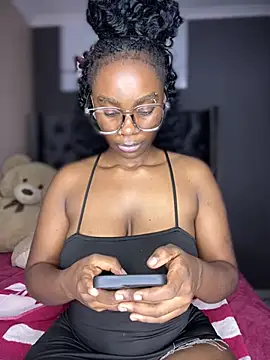 Candy-Heart online show from January 2025 10:21:02 AM