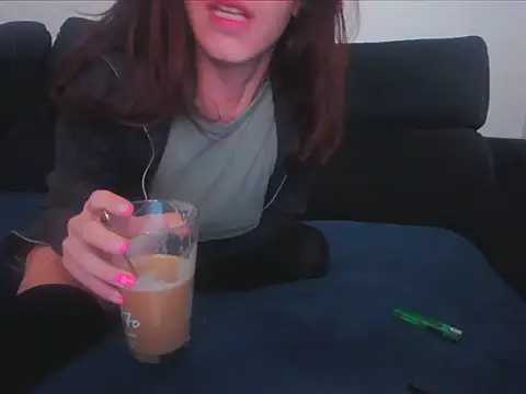 Snapshot of Daneris chatting on January 2025 05:16:01 AM Daneris online show from January 2025 05:16:01 AM