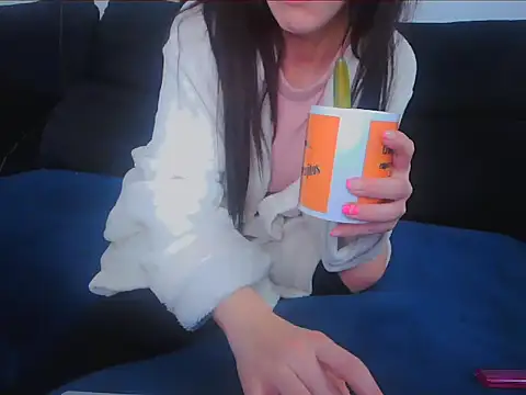 Snapshot of Daneris chatting on February 2025 05:52:02 AM Daneris online show from February 2025 05:52:02 AM