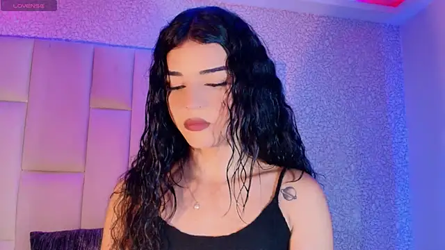 Snapshot of Summer_walkerr chatting on March 2025 12:45:01 PM Summer walkerr online show from March 2025 12:45:01 PM