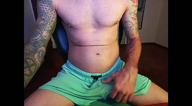 Snapshot of rumplstink chatting on January 2025 04:30:02 AM rumplstink online show from January 2025 04:30:02 AM