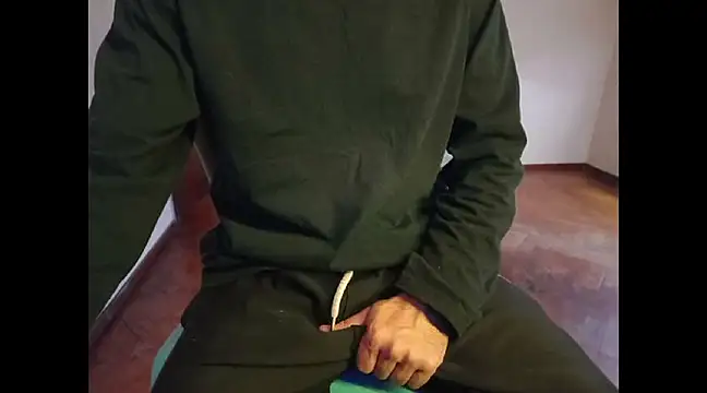 Snapshot of rumplstink chatting on March 2025 09:46:02 PM rumplstink online show from March 2025 09:46:02 PM