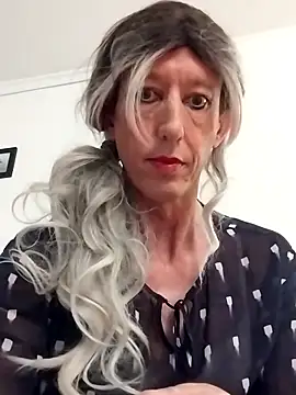 AlexiaXXL online show from December 2025 08:38:02 PM