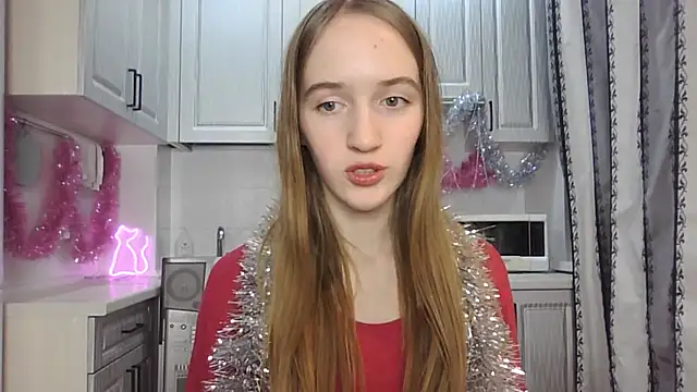 leslie my lovee online show from December 2024 10:58:02 PM