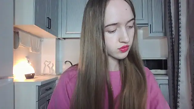 leslie my lovee online show from October 2025 08:40:02 PM