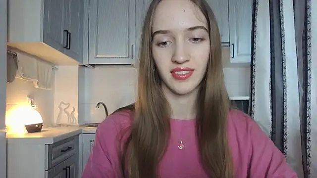 leslie my lovee online show from October 2025 01:31:02 PM