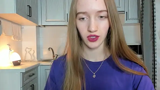 leslie my lovee online show from October 2025 07:00:01 PM