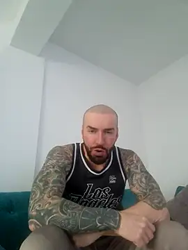 AronGrant online show from December 2024 07:22:02 AM