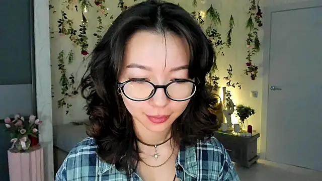 Snapshot of AgnieszkaBanana chatting on April 2026 04:03:02 AM AgnieszkaBanana online show from April 2026 04:03:02 AM