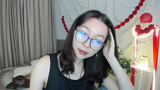 Snapshot of AgnieszkaBanana chatting on April 2026 10:09:02 AM AgnieszkaBanana online show from April 2026 10:09:02 AM