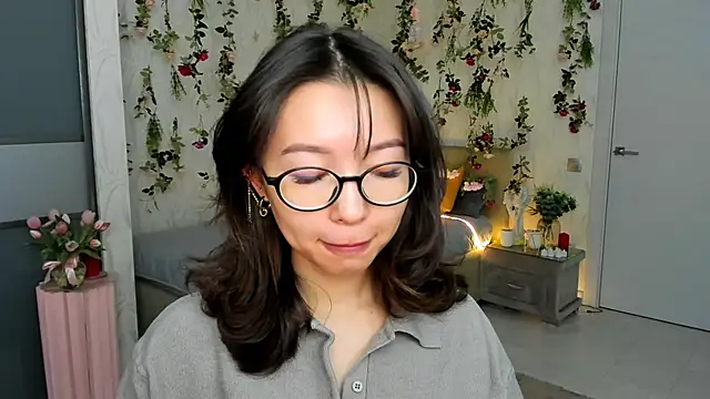 Snapshot of AgnieszkaBanana chatting on May 2026 04:06:02 AM AgnieszkaBanana online show from May 2026 04:06:02 AM