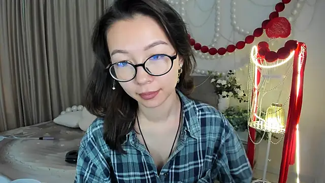 Snapshot of AgnieszkaBanana chatting on May 2026 04:18:02 AM AgnieszkaBanana online show from May 2026 04:18:02 AM