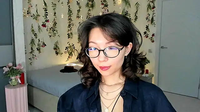 Snapshot of AgnieszkaBanana chatting on May 2026 04:21:01 AM AgnieszkaBanana online show from May 2026 04:21:01 AM
