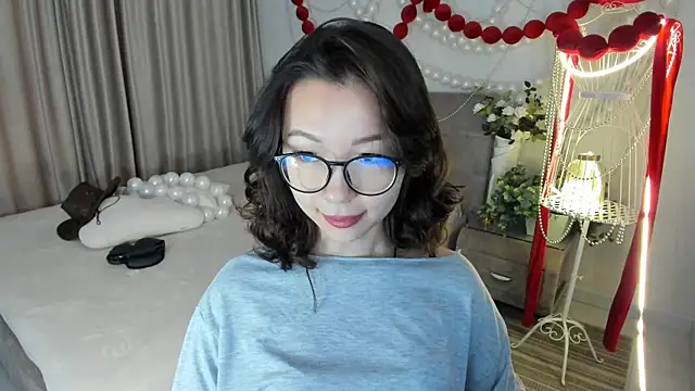 Snapshot of AgnieszkaBanana chatting on May 2026 04:08:02 AM AgnieszkaBanana online show from May 2026 04:08:02 AM