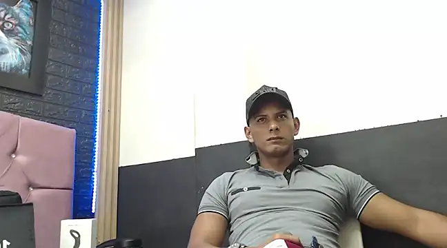 Chris Dick23 online show from March 2025 03:48:02 AM