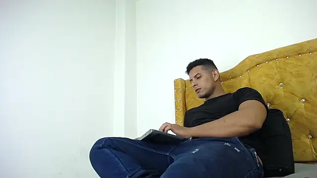 Snapshot of Chris_Dick23 chatting on May 2026 06:51:02 AM Chris Dick23 online show from May 2026 06:51:02 AM