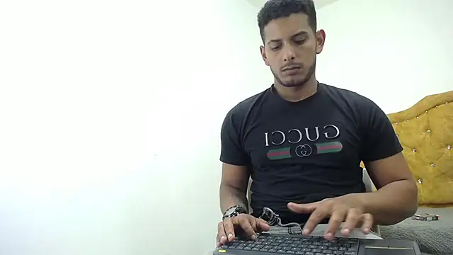 Snapshot of Chris_Dick23 chatting on July 2026 04:41:02 AM Chris Dick23 online show from July 2026 04:41:02 AM