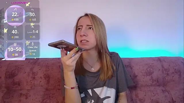 Miiaa doll online show from November 2025 02:32:01 AM