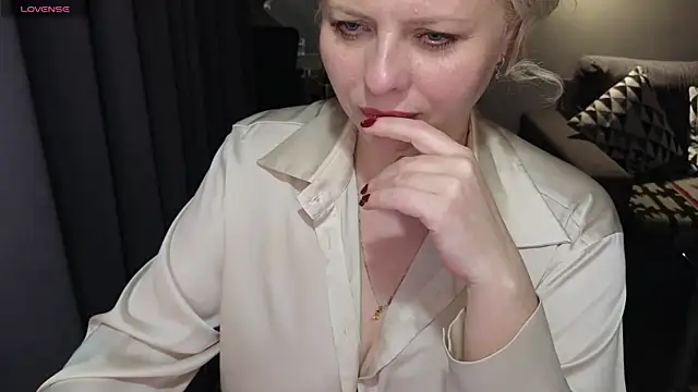 Gray swann online show from February 2025 11:26:01 PM