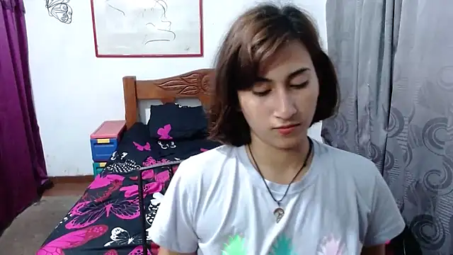 LadyMilk003 online show from December 2024 03:42:02 PM