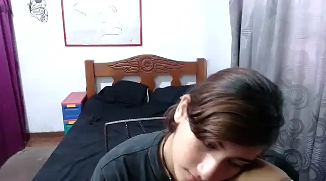 LadyMilk003 online show from February 2025 02:45:01 PM