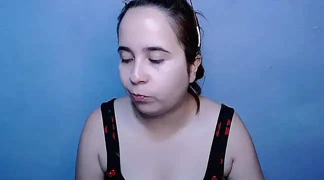 SubLayla01 online show from January 2025 06:21:01 PM