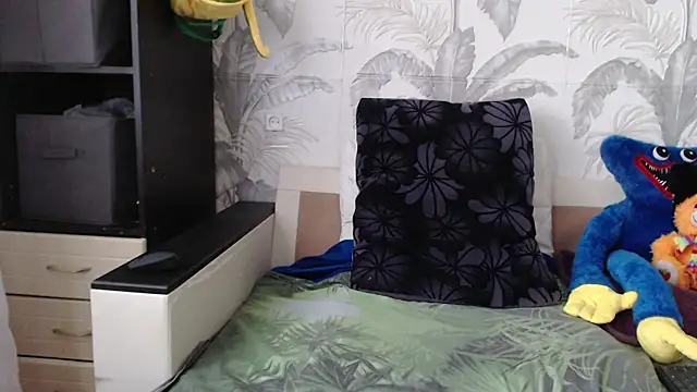 CamDiva113 online show from March 2025 01:08:01 PM