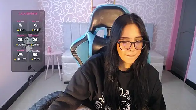 Snapshot of ninfa1_ch chatting on January 2025 02:25:02 PM ninfa1 ch online show from January 2025 02:25:02 PM