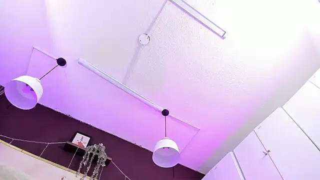 April bowie online show from December 2025 11:50:01 AM