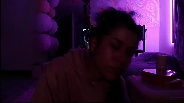 Snapshot of Hellen_dumont chatting on March 2026 02:39:02 AM Hellen dumont online show from March 2026 02:39:02 AM