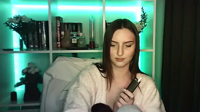 X Alisa online show from March 2026 07:09:01 PM