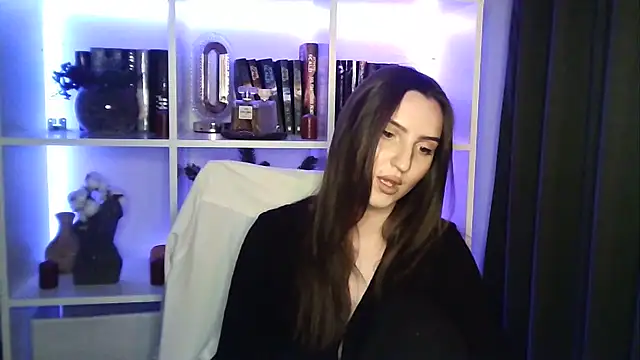 X Alisa online show from April 2026 06:19:01 PM