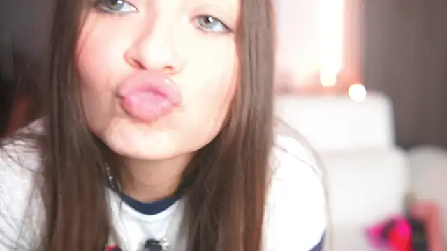 katlyn martins online show from April 2026 06:50:01 PM